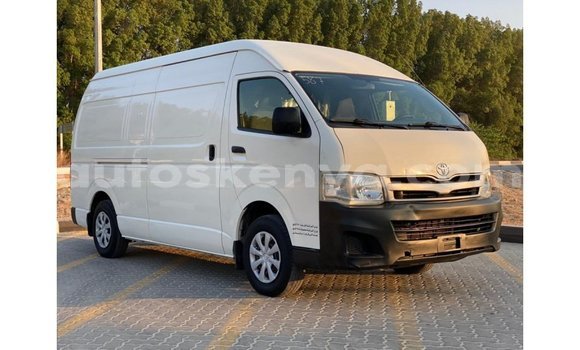 Nunua Imported Toyota Hiace Nyeupe Gari ndani ya Import - Dubai nchini Kati Kenya Nunua Imported Toyota Hiace Nyeupe Gari ndani ya Import - Dubai nchini Kati Kenya