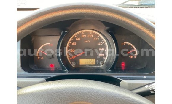 Nunua Imported Toyota Hiace Nyeupe Gari ndani ya Import - Dubai nchini Kati Kenya Nunua Imported Toyota Hiace Nyeupe Gari ndani ya Import - Dubai nchini Kati Kenya