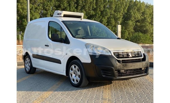 Imported Peugeot Partner White Makiinaa iti Import - Dubai keessatti Central Kenya keessatti