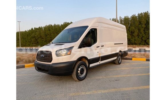 Buy Import Ford Club Wagon White Car in Import - Dubai in Central Kenya Buy Import Ford Club Wagon White Car in Import - Dubai in Central Kenya