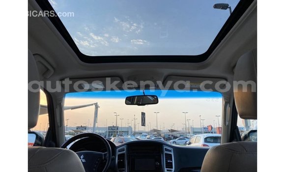 Buy Import Mitsubishi Pajero White Car in Import - Dubai in Central Kenya Buy Import Mitsubishi Pajero White Car in Import - Dubai in Central Kenya