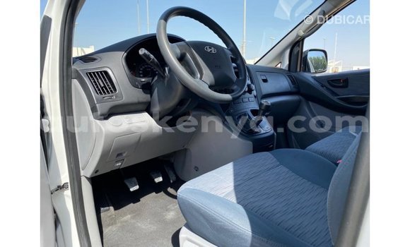 Buy Import Hyundai Chorus White Truck in Import - Dubai in Central Kenya Buy Import Hyundai Chorus White Truck in Import - Dubai in Central Kenya
