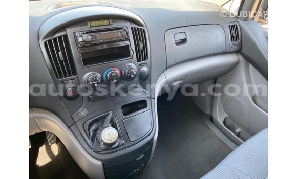 Buy Import Hyundai Chorus White Truck in Import - Dubai in Central Kenya Buy Import Hyundai Chorus White Truck in Import - Dubai in Central Kenya