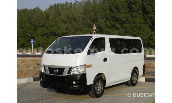 Nunua Imported Nissan Urvan Nyeupe Gari ndani ya Import - Dubai nchini Kati Kenya Nunua Imported Nissan Urvan Nyeupe Gari ndani ya Import - Dubai nchini Kati Kenya