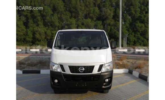 Nunua Imported Nissan Urvan Nyeupe Gari ndani ya Import - Dubai nchini Kati Kenya Nunua Imported Nissan Urvan Nyeupe Gari ndani ya Import - Dubai nchini Kati Kenya