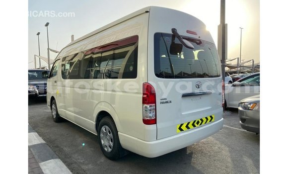 Buy Import Toyota Hiace White Car in Import - Dubai in Central Kenya Buy Import Toyota Hiace White Car in Import - Dubai in Central Kenya