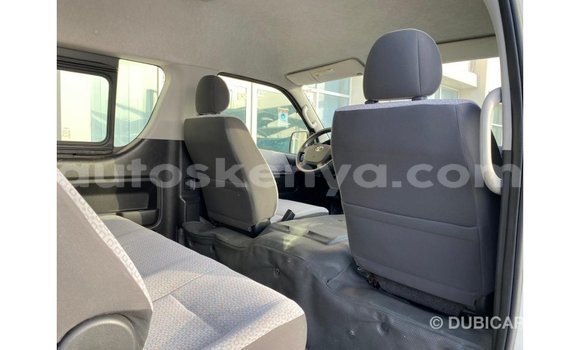 Buy Import Toyota Hiace White Car in Import - Dubai in Central Kenya Buy Import Toyota Hiace White Car in Import - Dubai in Central Kenya