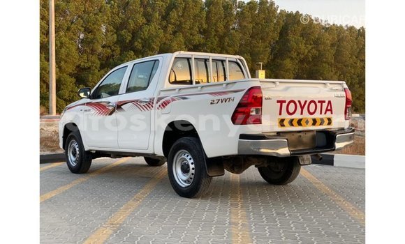 Buy Import Toyota Hilux White Car in Import - Dubai in Central Kenya Buy Import Toyota Hilux White Car in Import - Dubai in Central Kenya