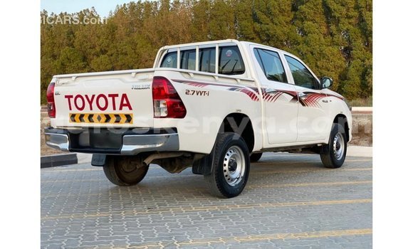 Buy Import Toyota Hilux White Car in Import - Dubai in Central Kenya Buy Import Toyota Hilux White Car in Import - Dubai in Central Kenya