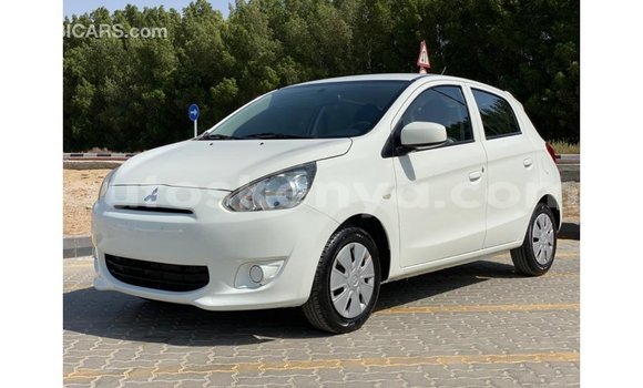 Nunua Imported Mitsubishi Mirage Nyeupe Gari ndani ya Import - Dubai nchini Kati Kenya Nunua Imported Mitsubishi Mirage Nyeupe Gari ndani ya Import - Dubai nchini Kati Kenya
