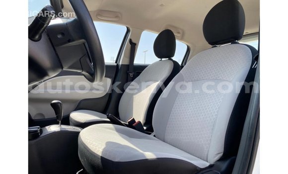 Nunua Imported Mitsubishi Mirage Nyeupe Gari ndani ya Import - Dubai nchini Kati Kenya Nunua Imported Mitsubishi Mirage Nyeupe Gari ndani ya Import - Dubai nchini Kati Kenya