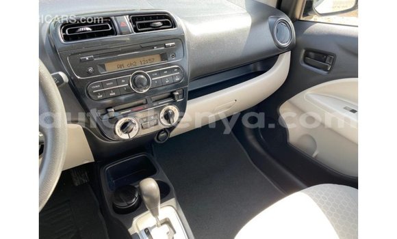 Nunua Imported Mitsubishi Mirage Nyeupe Gari ndani ya Import - Dubai nchini Kati Kenya Nunua Imported Mitsubishi Mirage Nyeupe Gari ndani ya Import - Dubai nchini Kati Kenya