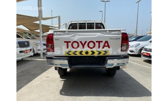 Buy Import Toyota Hilux White Car in Import - Dubai in Central Kenya Buy Import Toyota Hilux White Car in Import - Dubai in Central Kenya