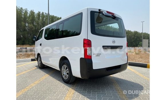 Nunua Imported Nissan Urvan Nyeupe Gari ndani ya Import - Dubai nchini Kati Kenya Nunua Imported Nissan Urvan Nyeupe Gari ndani ya Import - Dubai nchini Kati Kenya