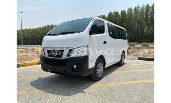 Nunua Imported Nissan Urvan Nyeupe Gari ndani ya Import - Dubai nchini Kati Kenya Nunua Imported Nissan Urvan Nyeupe Gari ndani ya Import - Dubai nchini Kati Kenya