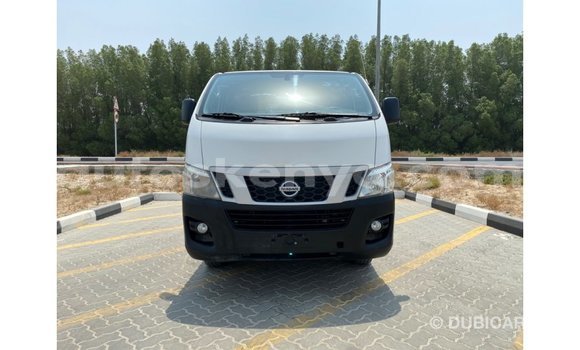 Nunua Imported Nissan Urvan Nyeupe Gari ndani ya Import - Dubai nchini Kati Kenya Nunua Imported Nissan Urvan Nyeupe Gari ndani ya Import - Dubai nchini Kati Kenya