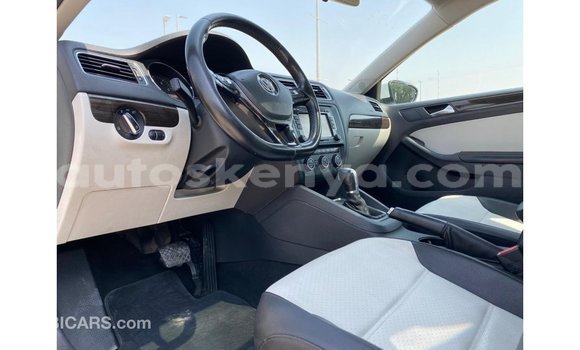 Imported Volkswagen Jetta White Makiinaa iti Import - Dubai keessatti Central Kenya keessatti Imported Volkswagen Jetta White Makiinaa iti Import - Dubai keessatti Central Kenya keessatti