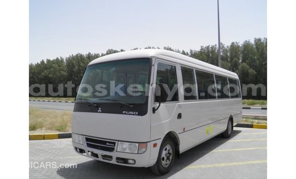 Imported Mitsubishi Carisma White Makiinaa iti Import - Dubai keessatti Central Kenya keessatti Imported Mitsubishi Carisma White Makiinaa iti Import - Dubai keessatti Central Kenya keessatti