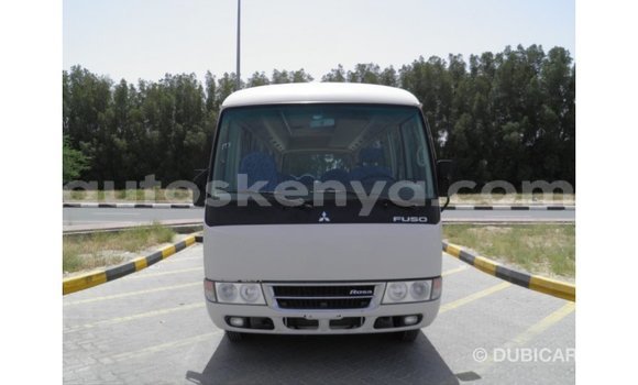 Imported Mitsubishi Carisma White Makiinaa iti Import - Dubai keessatti Central Kenya keessatti Imported Mitsubishi Carisma White Makiinaa iti Import - Dubai keessatti Central Kenya keessatti