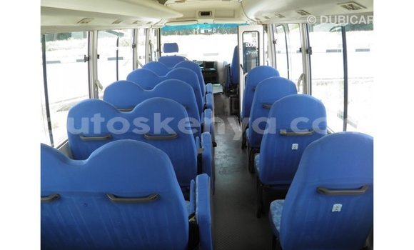 Imported Mitsubishi Carisma White Makiinaa iti Import - Dubai keessatti Central Kenya keessatti Imported Mitsubishi Carisma White Makiinaa iti Import - Dubai keessatti Central Kenya keessatti