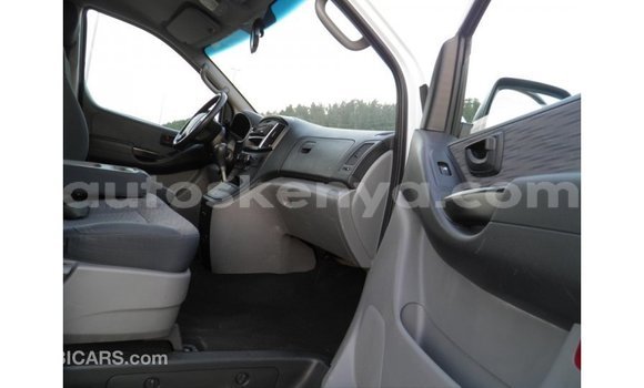 Buy Import Hyundai Chorus White Truck in Import - Dubai in Central Kenya Buy Import Hyundai Chorus White Truck in Import - Dubai in Central Kenya