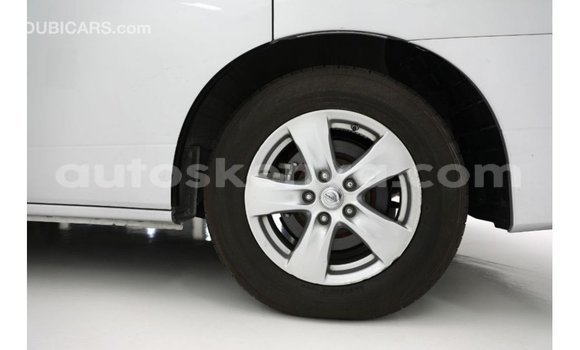 Nunua Imported Nissan Quest Nyingine Gari ndani ya Import - Dubai nchini Kati Kenya Nunua Imported Nissan Quest Nyingine Gari ndani ya Import - Dubai nchini Kati Kenya