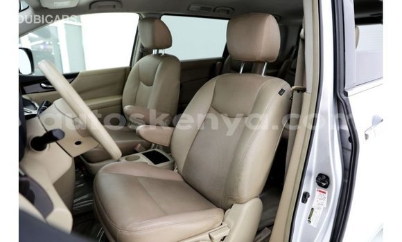 Nunua Imported Nissan Quest Nyingine Gari ndani ya Import - Dubai nchini Kati Kenya Nunua Imported Nissan Quest Nyingine Gari ndani ya Import - Dubai nchini Kati Kenya