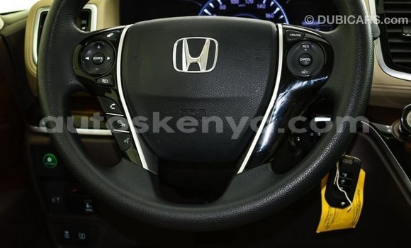 Nunua Imported Honda C Nyeupe Bike ndani ya Import - Dubai nchini Kati Kenya Nunua Imported Honda C Nyeupe Bike ndani ya Import - Dubai nchini Kati Kenya