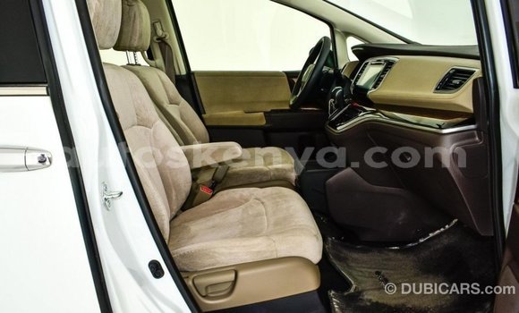 Nunua Imported Honda C Nyeupe Bike ndani ya Import - Dubai nchini Kati Kenya Nunua Imported Honda C Nyeupe Bike ndani ya Import - Dubai nchini Kati Kenya