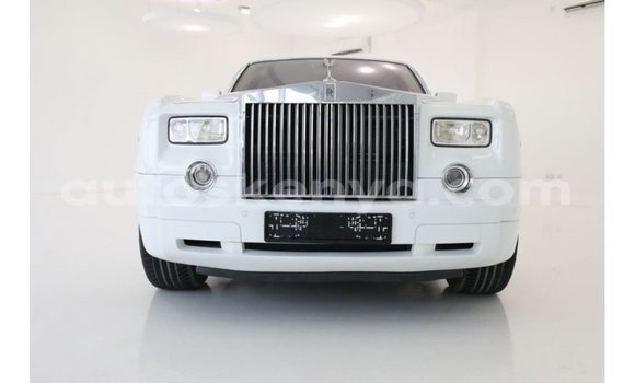 Buy Import Rolls-Royce Phantom White Car in Import - Dubai in Central Kenya Buy Import Rolls-Royce Phantom White Car in Import - Dubai in Central Kenya