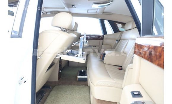 Nunua Imported Rolls-Royce Phantom Nyeupe Gari ndani ya Import - Dubai nchini Kati Kenya Nunua Imported Rolls-Royce Phantom Nyeupe Gari ndani ya Import - Dubai nchini Kati Kenya