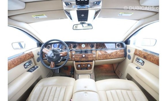 Nunua Imported Rolls-Royce Phantom Nyeupe Gari ndani ya Import - Dubai nchini Kati Kenya Nunua Imported Rolls-Royce Phantom Nyeupe Gari ndani ya Import - Dubai nchini Kati Kenya