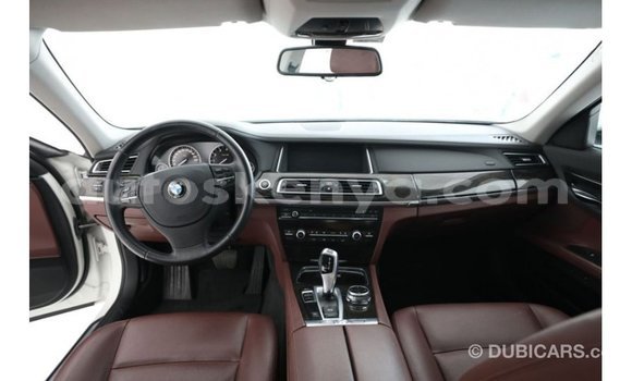 Imported BMW HP White Doqdoqqee iti Import - Dubai keessatti Central Kenya keessatti Imported BMW HP White Doqdoqqee iti Import - Dubai keessatti Central Kenya keessatti