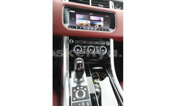 Imported Land Rover Range Rover White Makiinaa iti Import - Dubai keessatti Central Kenya keessatti Imported Land Rover Range Rover White Makiinaa iti Import - Dubai keessatti Central Kenya keessatti