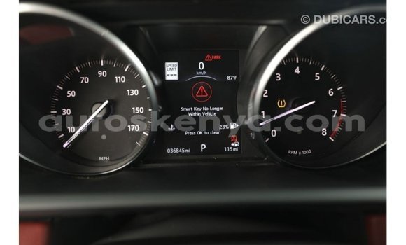 Imported Land Rover Range Rover White Makiinaa iti Import - Dubai keessatti Central Kenya keessatti Imported Land Rover Range Rover White Makiinaa iti Import - Dubai keessatti Central Kenya keessatti