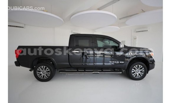 Nunua Imported Nissan Titan Nyeusi Gari ndani ya Import - Dubai nchini Kati Kenya Nunua Imported Nissan Titan Nyeusi Gari ndani ya Import - Dubai nchini Kati Kenya