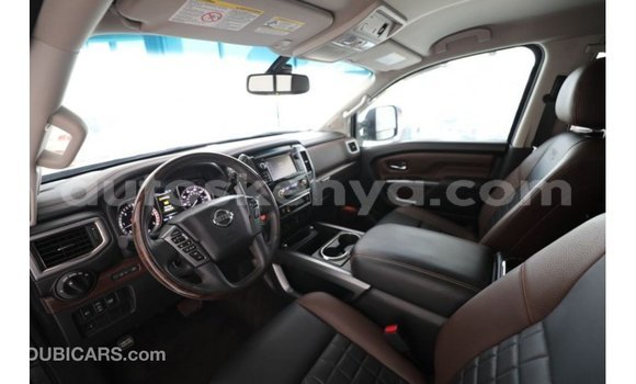 Nunua Imported Nissan Titan Nyeusi Gari ndani ya Import - Dubai nchini Kati Kenya Nunua Imported Nissan Titan Nyeusi Gari ndani ya Import - Dubai nchini Kati Kenya