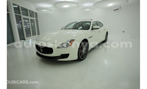Imported Maserati Quattroporte White Makiinaa iti Import - Dubai keessatti Central Kenya keessatti Imported Maserati Quattroporte White Makiinaa iti Import - Dubai keessatti Central Kenya keessatti