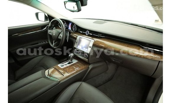 Imported Maserati Quattroporte White Makiinaa iti Import - Dubai keessatti Central Kenya keessatti Imported Maserati Quattroporte White Makiinaa iti Import - Dubai keessatti Central Kenya keessatti