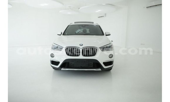 Nunua Imported BMW X1 Nyeupe Gari ndani ya Import - Dubai nchini Kati Kenya Nunua Imported BMW X1 Nyeupe Gari ndani ya Import - Dubai nchini Kati Kenya