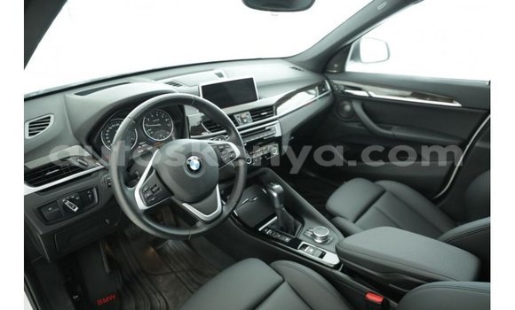 Nunua Imported BMW X1 Nyeupe Gari ndani ya Import - Dubai nchini Kati Kenya Nunua Imported BMW X1 Nyeupe Gari ndani ya Import - Dubai nchini Kati Kenya