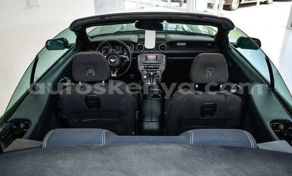 Nunua Imported Ford Mustang Nyeusi Gari ndani ya Import - Dubai nchini Kati Kenya Nunua Imported Ford Mustang Nyeusi Gari ndani ya Import - Dubai nchini Kati Kenya