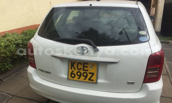 Oofamaa Toyota Fielder White Makiinaa iti Nairobi keessatti Nairobi keessatti Oofamaa Toyota Fielder White Makiinaa iti Nairobi keessatti Nairobi keessatti