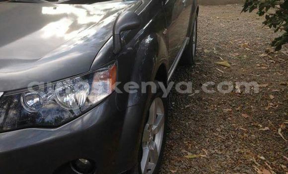 Oofamaa Mitsubishi Outlander Silver Makiinaa iti Nairobi keessatti Nairobi keessatti Oofamaa Mitsubishi Outlander Silver Makiinaa iti Nairobi keessatti Nairobi keessatti