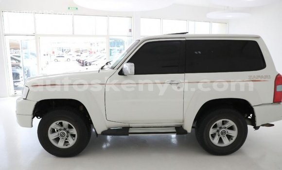 Buy Import Nissan Patrol White Car in Import - Dubai in Central Kenya Buy Import Nissan Patrol White Car in Import - Dubai in Central Kenya