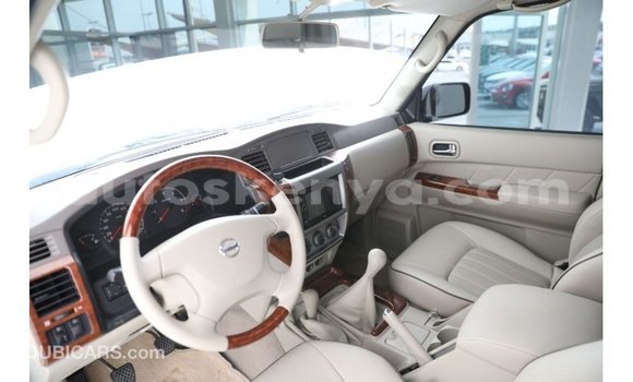 Buy Import Nissan Patrol White Car in Import - Dubai in Central Kenya Buy Import Nissan Patrol White Car in Import - Dubai in Central Kenya