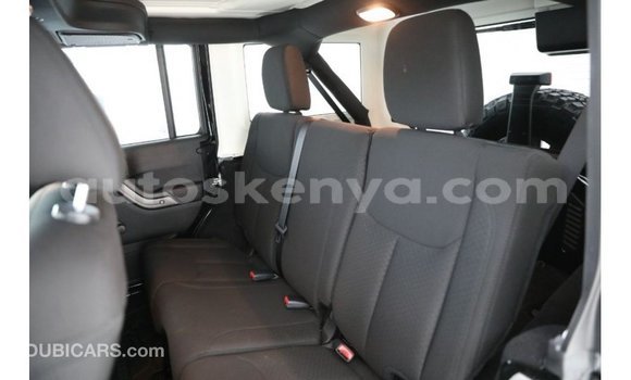 Nunua Imported Jeep Wrangler Nyeusi Gari ndani ya Import - Dubai nchini Kati Kenya Nunua Imported Jeep Wrangler Nyeusi Gari ndani ya Import - Dubai nchini Kati Kenya
