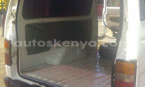 Oofamaa Nissan QD White Makiinaa iti Nairobi keessatti Nairobi keessatti Oofamaa Nissan QD White Makiinaa iti Nairobi keessatti Nairobi keessatti