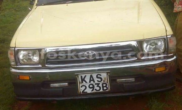 Buy Used Toyota Hilux White Car in Nairobi in Nairobi Buy Used Toyota Hilux White Car in Nairobi in Nairobi