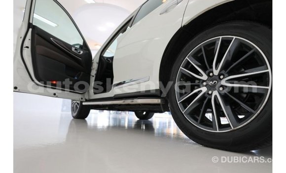 Nunua Imported Infiniti Q Nyeupe Gari ndani ya Import - Dubai nchini Kati Kenya Nunua Imported Infiniti Q Nyeupe Gari ndani ya Import - Dubai nchini Kati Kenya